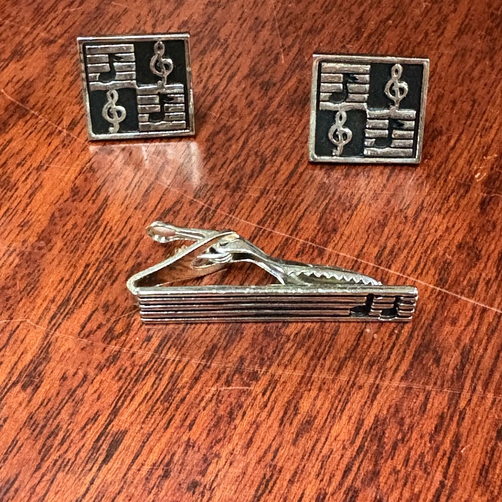 Musical Note Cufflinks and Tie Clip Set